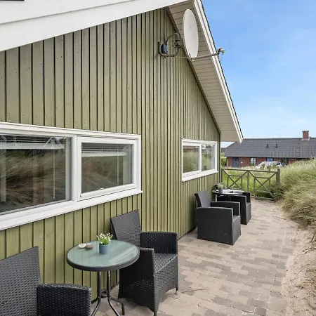 Holiday home Finnja *