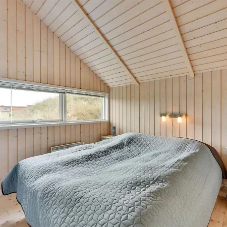 Holiday home Finnja