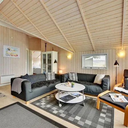 Finnja - 400m From The Sea By Interhome *