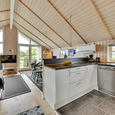 Finnja - 400m From The Sea By Interhome *