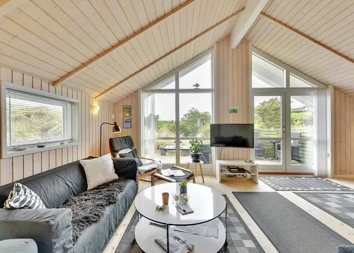 Finnja - 400m From The Sea By Interhome *