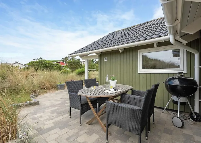 Finnja - 400m From The Sea By Interhome *